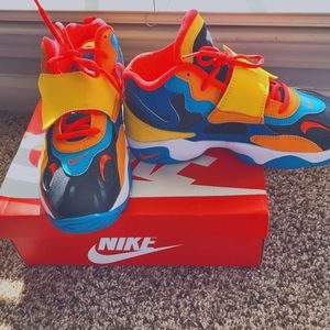 Nike Air Speed Turf- 7Y